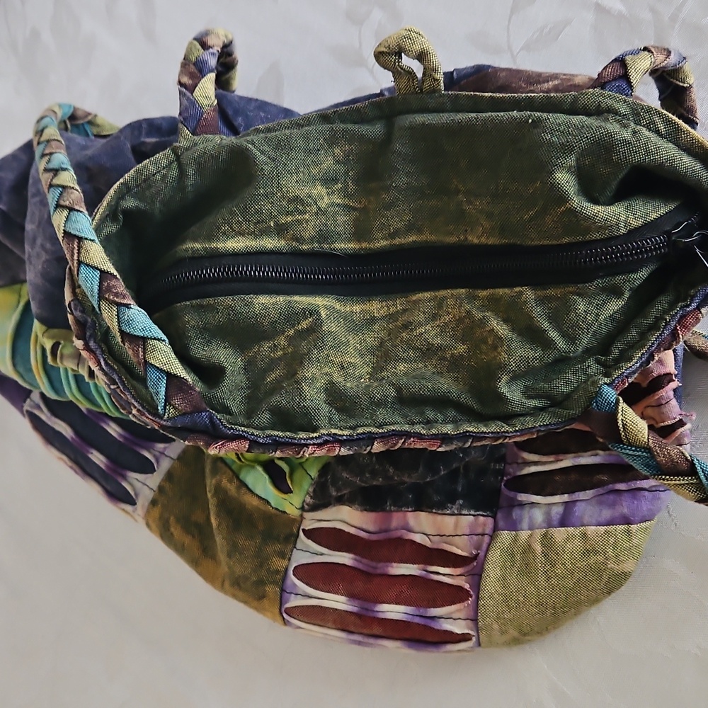 Rising International Hobo Shoulder Bag. - Picture 8 of 13